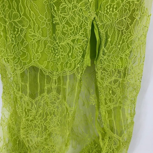 Urban Outfitters Green Sleeveless Maxi Dress | Perfect for Any Occasion - Picture 6 of 7